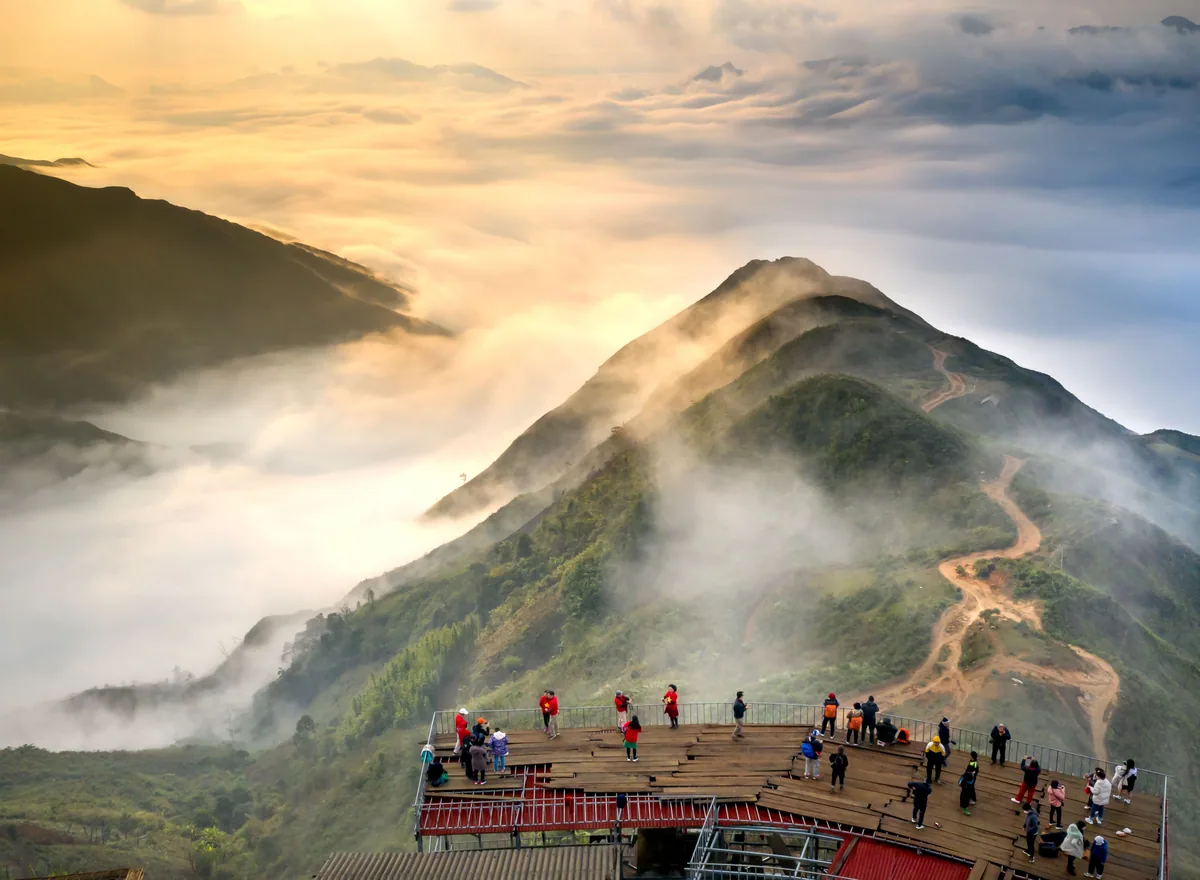 Biển mây nhìn từ đỉnh Gió, Tà Xùa